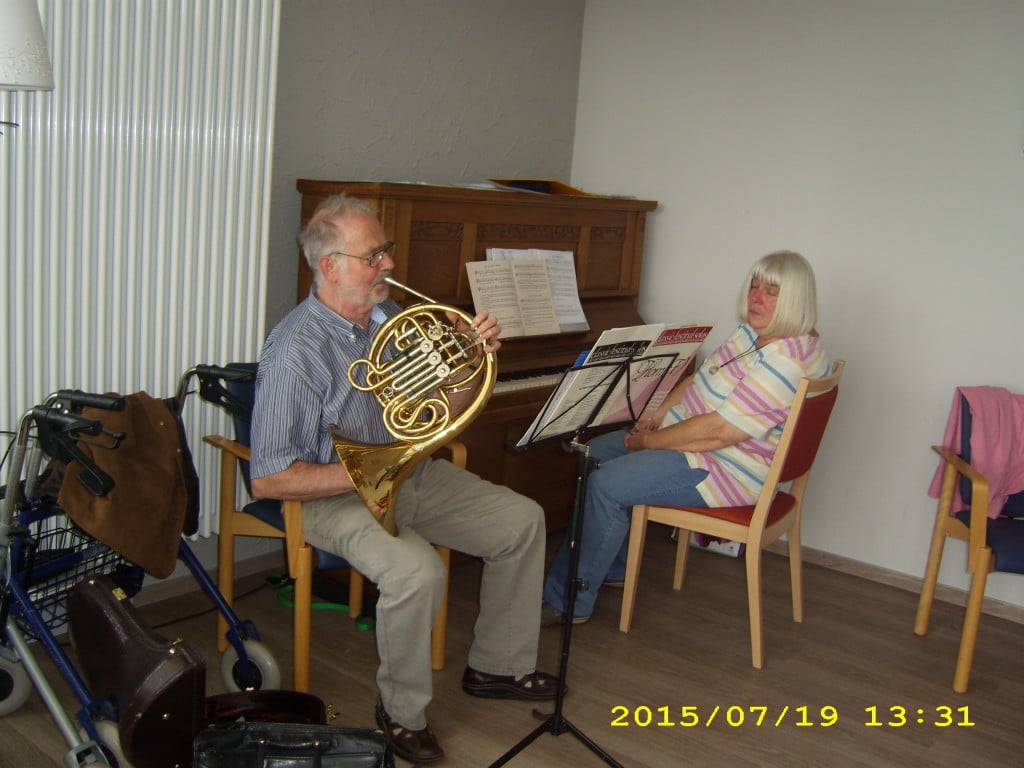 Melodien begeistern Senioren
