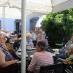 Köstliche Waffeln im Innenhof